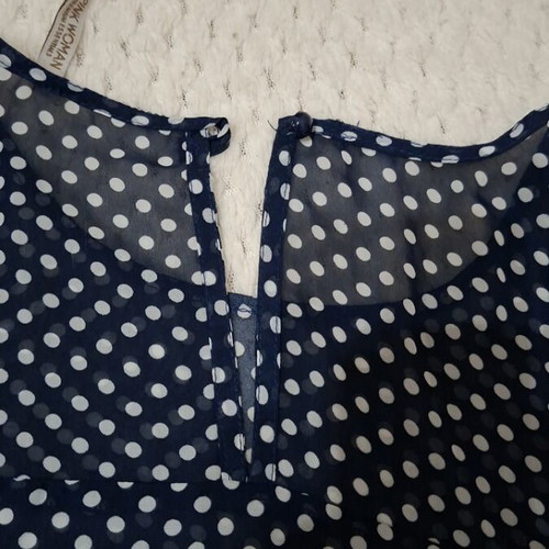 Pink Woman and Dovely women's tops like new, size Small, pack of 2