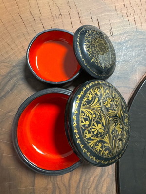Boxes like new, set of two