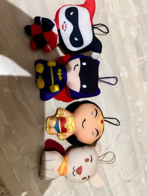 Dc dolls used, small pack