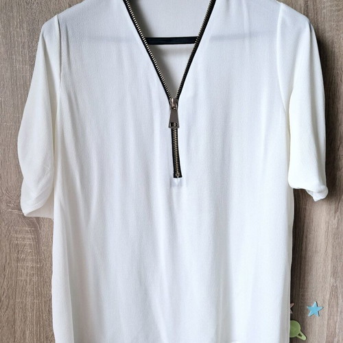 Airy blouse shirt like new, white, with zipper