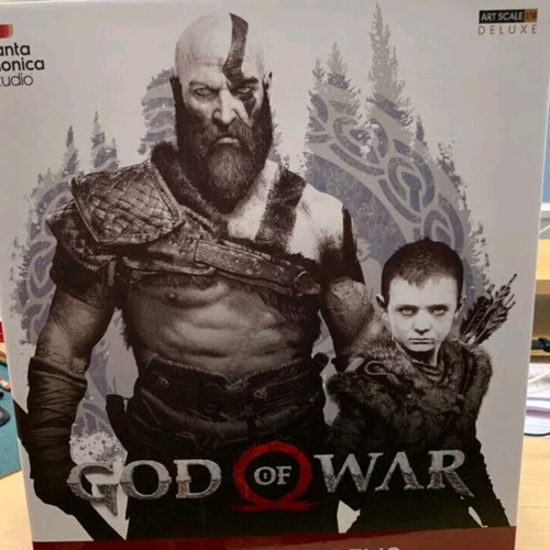 God of War resin statue Iron Studios like new