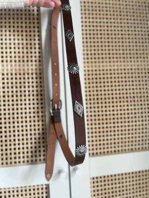 Zara thin brown belt with silver details like new 90cm
