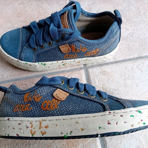 Geox kids shoes size 29 like new, blue