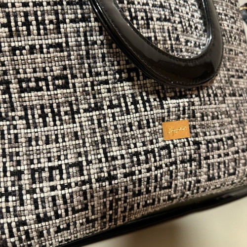 Fragola handbag like new, black and gray