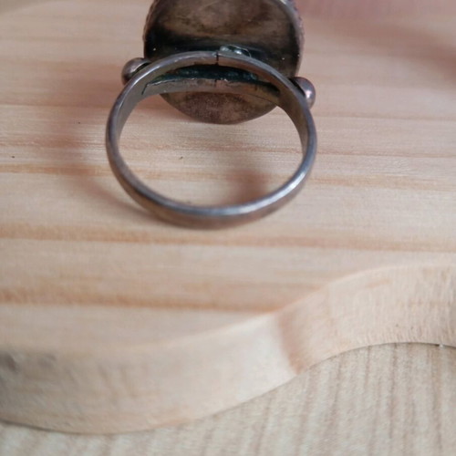 Silver 925 ring like new with blue and green labradorite