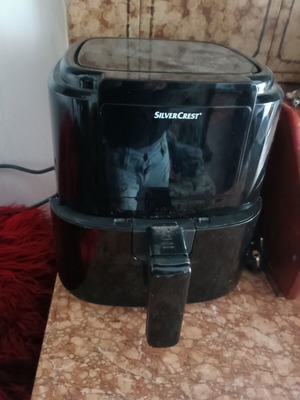 Silver Crest air fryer like new