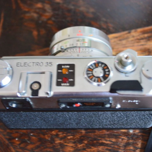 Yashica GSN Electro 35 Film Rangefinder Camera like new
