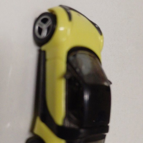 Pack of 2 small toy cars like new