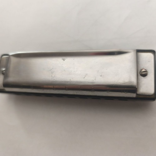 Harmonica like new, fully functional with case