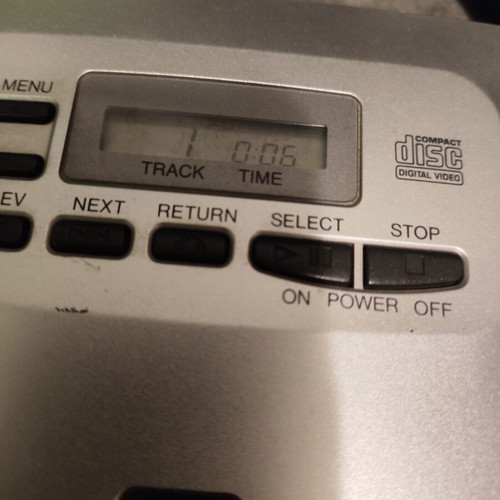 Panasonic SL-VP30 portable hybrid CD-VCD player