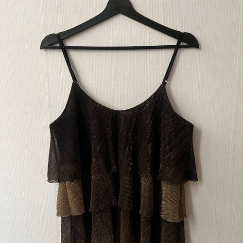 JusTop top one size like new, brown and gold