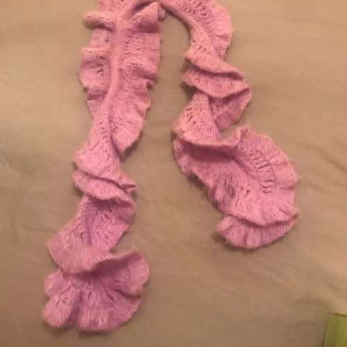 Lilac scarf new, wool, very warm with nice knitting