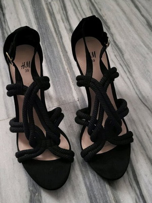 H&M platform sandals new, size 39, black