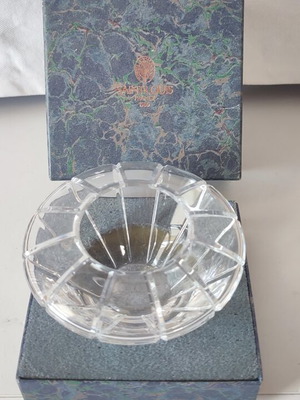 Cristal de Sèvres lead crystal bowl ashtray with Saint-Louis box