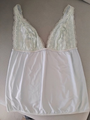 Intimissimi top small almost unworn
