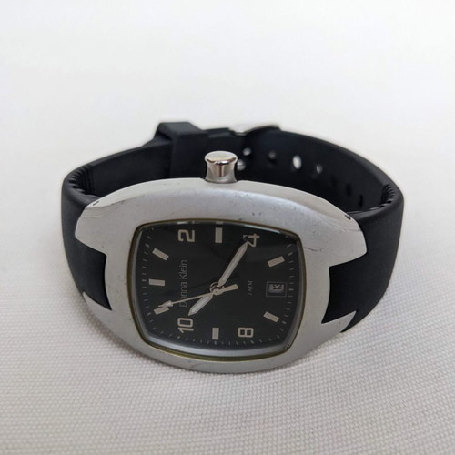 Donna Klein wristwatch used, waterproof with rubber strap