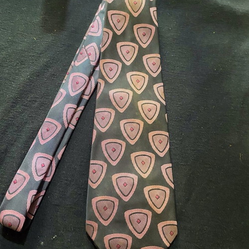 Vintage Commodore Trevira 70's tie like new with geometric pattern
