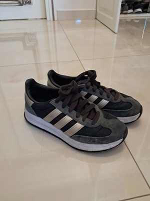 Adidas athletic shoes like new, size 37, black and grey