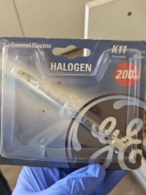 Λάμπα αλογόνου K11 200W καινούργια, ρυθμιζόμενης έντασης