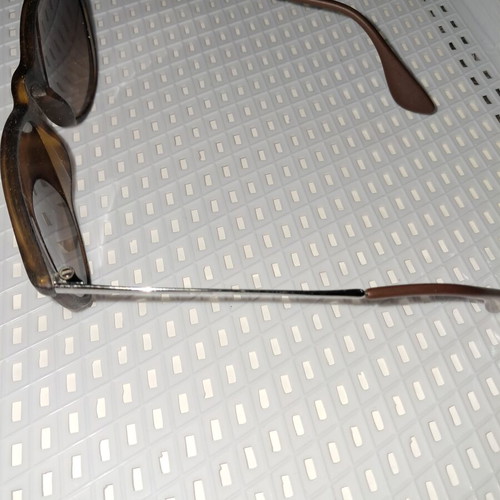 Ray-Ban Erika RB4171 Sunglasses new, unisex style
