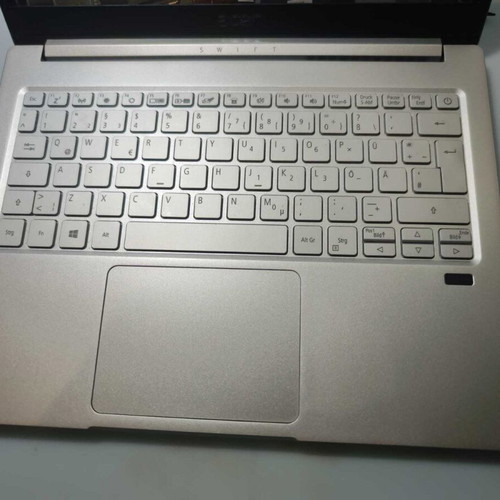 Acer Swift 3 SF313-52 i7 10th Gen ultrabook for parts without screen and battery used