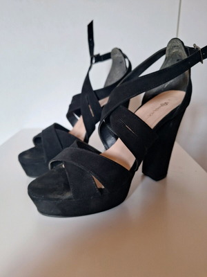 Stefania leather women's shoes like new, size 39, 12cm heel
