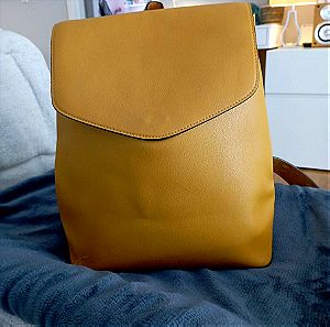 Τσάντα πλάτης Zara σε μουσταρδί χρώμα