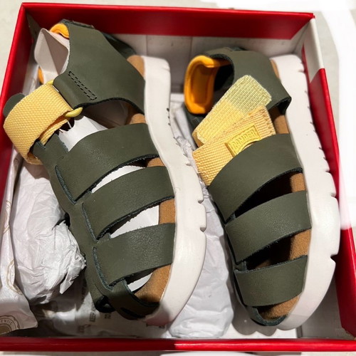 Camper kids sandals new, size 23, green