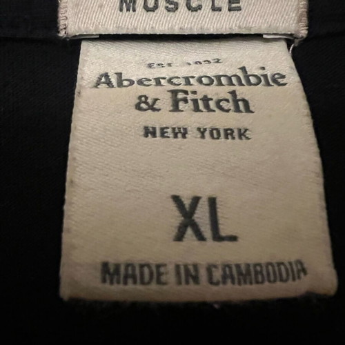Abercrombie & Fitch men's T-shirt XL black and blue like new