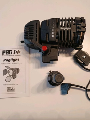 Pag Light camera light in excellent condition with Led and incandescent bulb options
