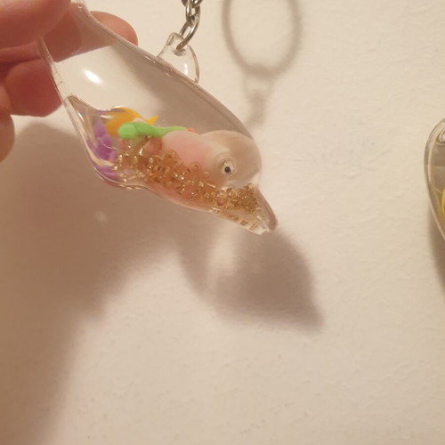 Keychain set 90s dolphin heart pig like new, colorful pearls