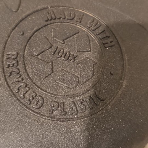 Plastic umbrella base 20 lt used, square, recycled polypropylene