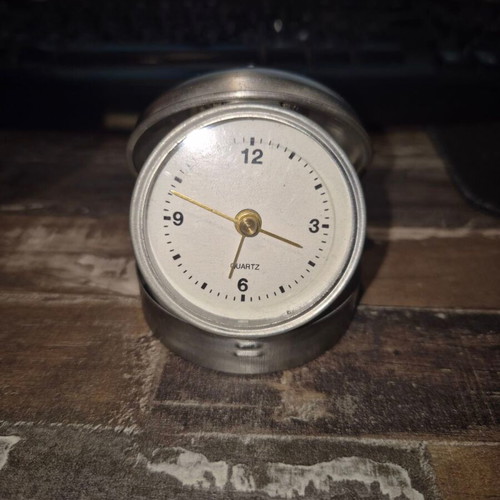 Quartz table clocks like new, set of 3 pieces