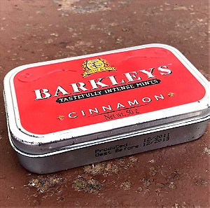 Μεταλλικό κουτί κόκκινο Barkleys από καραμέλες κανέλας. 2011 άδειο κουτί μέντες. Mints tin box