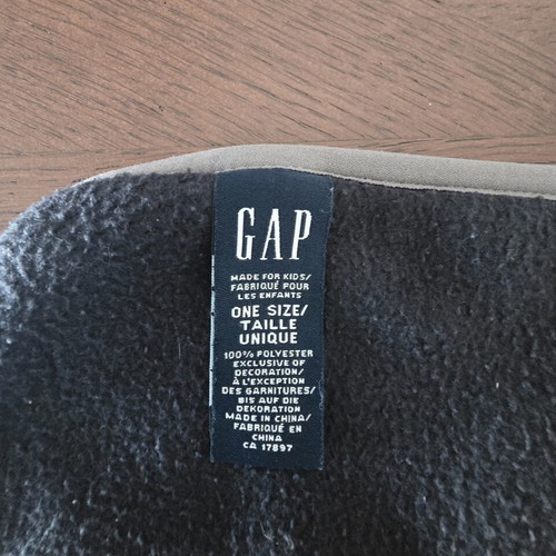 Gap scarf like new, black