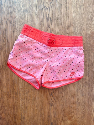 Nike kids shorts like new, pink and orange