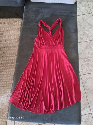 Pleated dress with open back from cast fabric Bonn fashion like new, red, size S