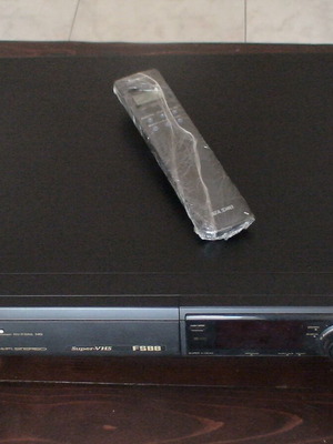 Panasonic NV-FS88 SVHS video cassette recorder used, defective