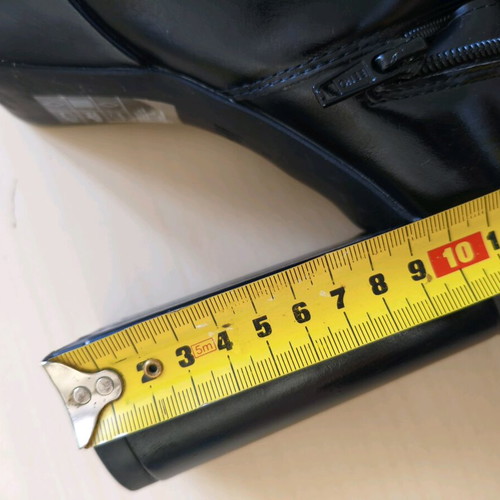 Black H&M ankle boots size 39 like new, 10 cm heel