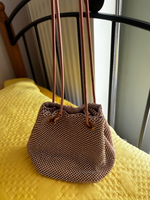 Pouch bag like new