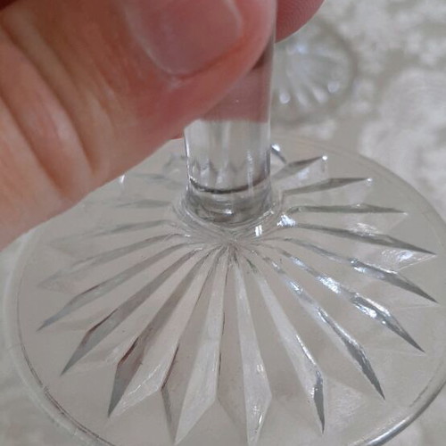 Vintage champagne glasses used, set of 6 with carved designs