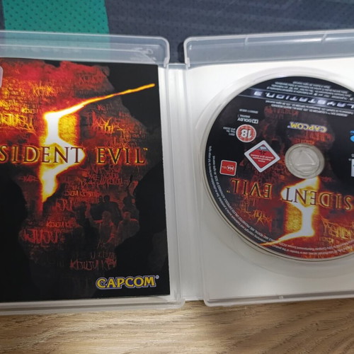 Resident Evil 5 PS3 game used, complete in good condition