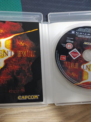 Resident Evil 5 PS3 game used, complete in good condition