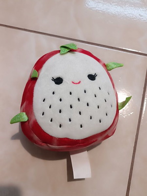 Squish Mallows Mystery Squad Strawberry Kids Doll like new