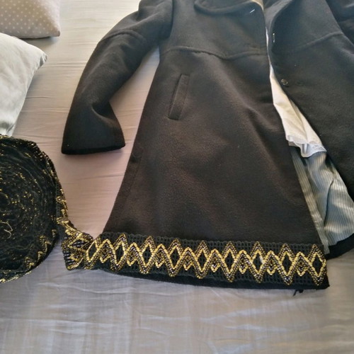 Trim for coat and dress with unique style