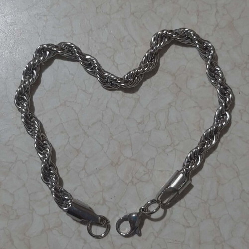Stainless steel men's bracelet brand new no5