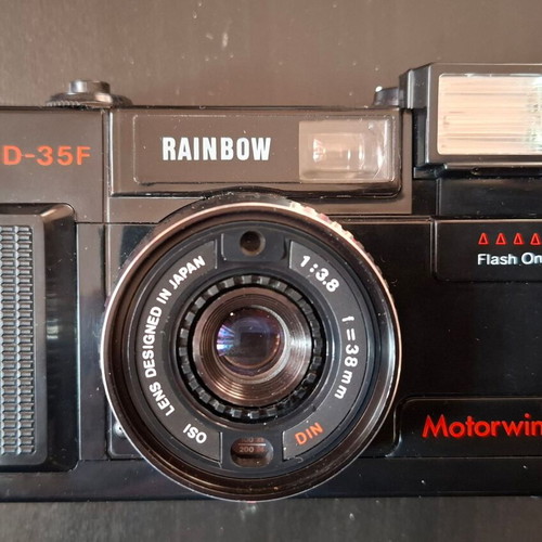 Rainbow MD35F vintage camera used for collectors