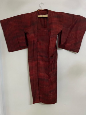 Women's short kimono used, red, synthetic fabric, 130 cm