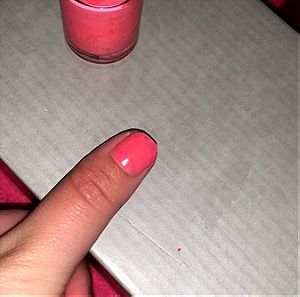 βερνίκι νυχιων nail polish