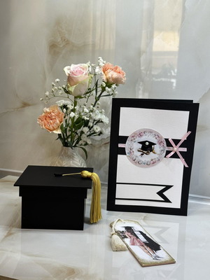 Handmade graduation set new with plexiglass box, bookmark and card